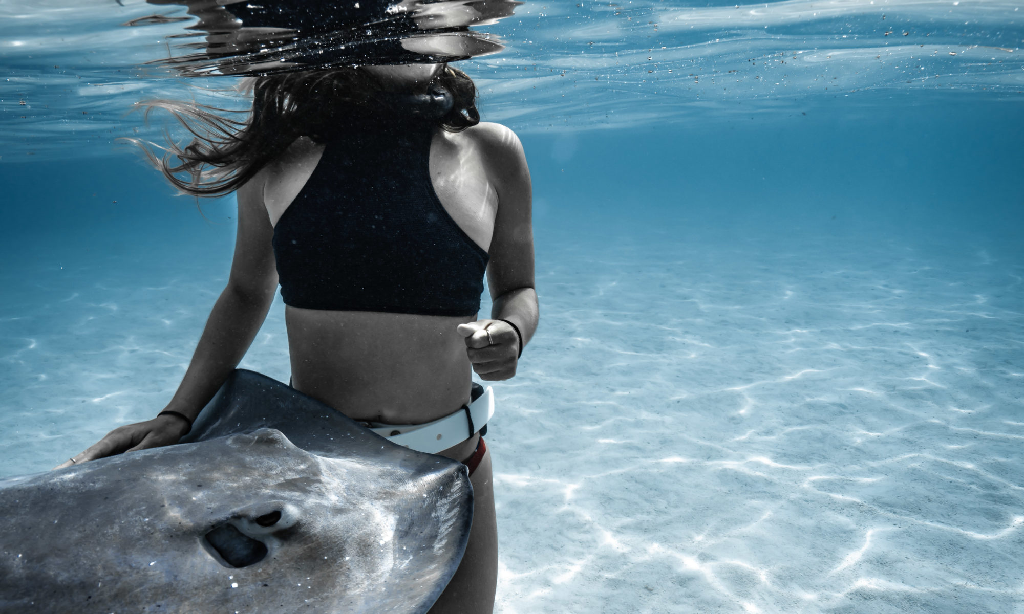 girl with stingray